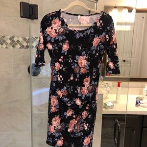 Floral maternity dress